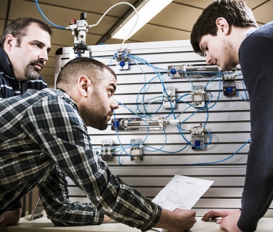 BAC Pro Métiers de l'Electricité et de ses Environnements Connectés